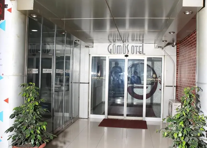 فندق Gumus أضنه